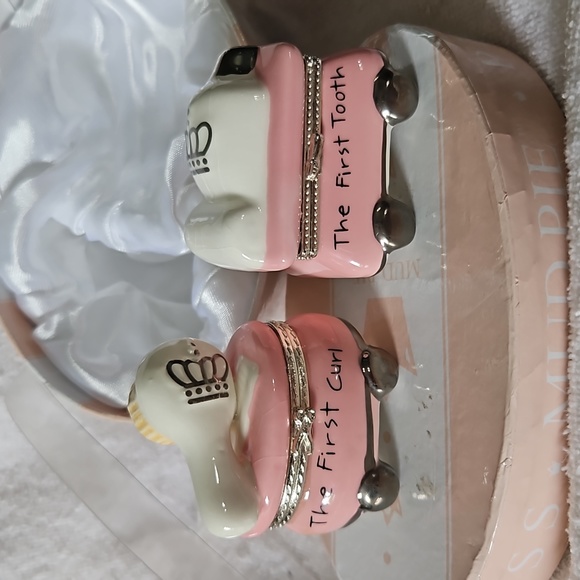 MUD PIE Baby Girl 1st Curl & 1st Tooth Trinket Keepsake Box Set - Picture 3 of 7